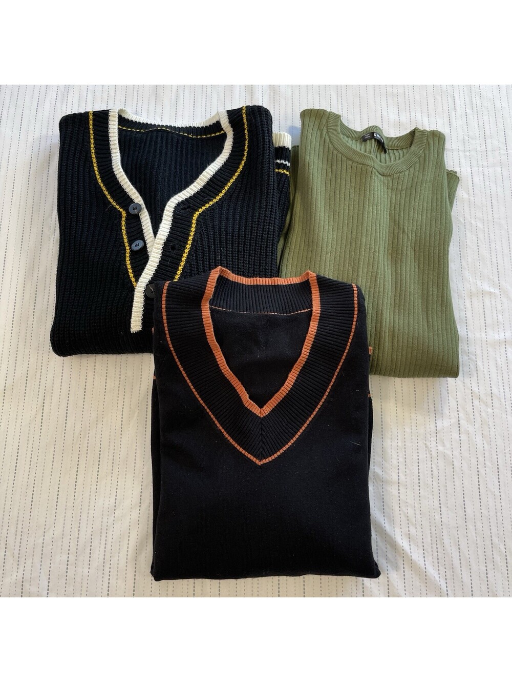 Mens Sweater Bundle - 3 Size Large Sweaters